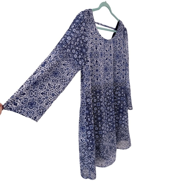 SPEECHLESS • Blue Geometric Floral Print Sheer Long Sleeve Dress - Picture 6 of 9